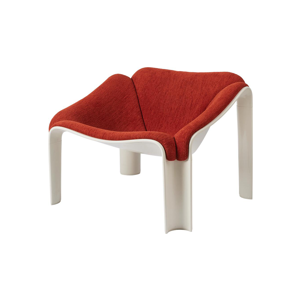 F300 Lounge Chair