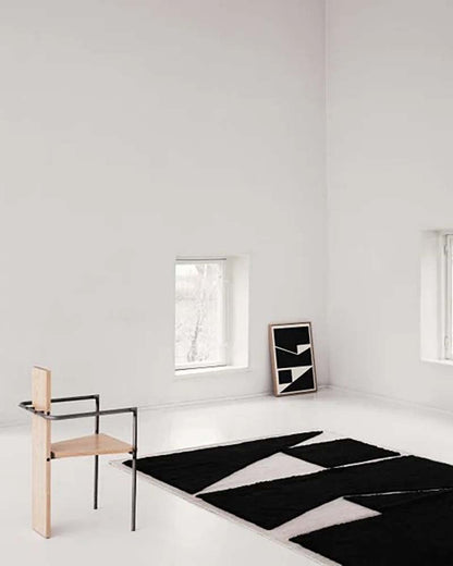 Untitled 1 – Dusty White/Black