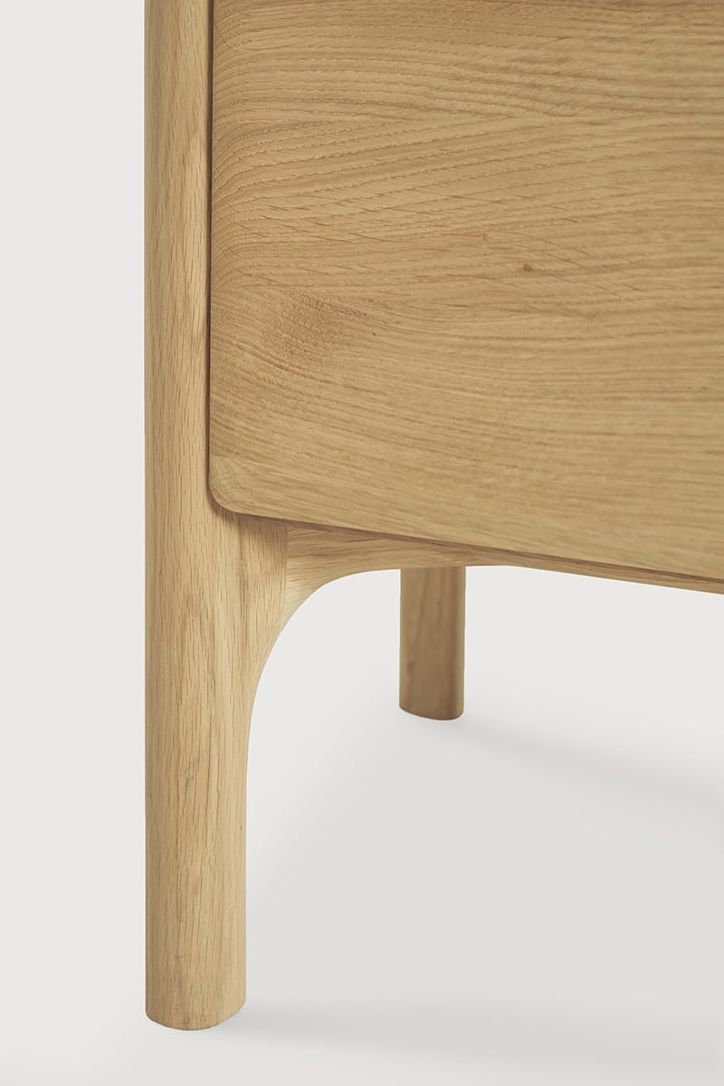 PI sideboard - Oak