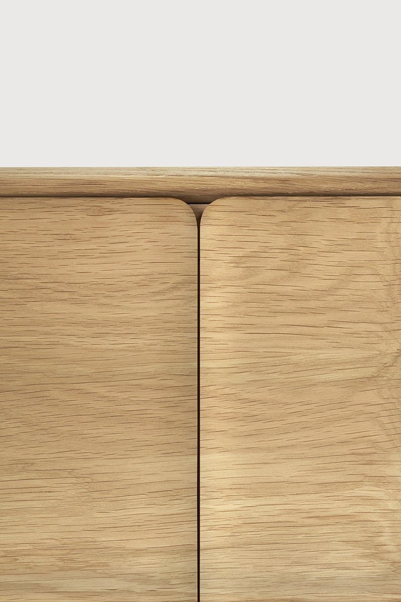 PI sideboard - Oak