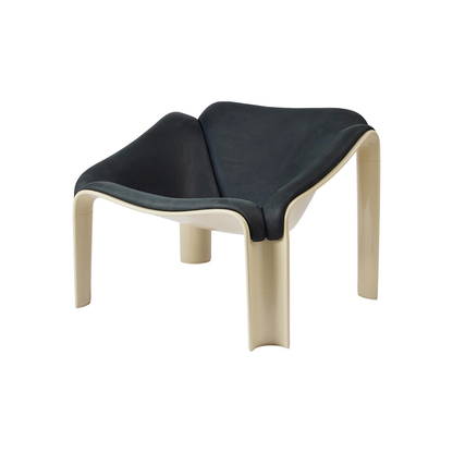 F300 Lounge Chair