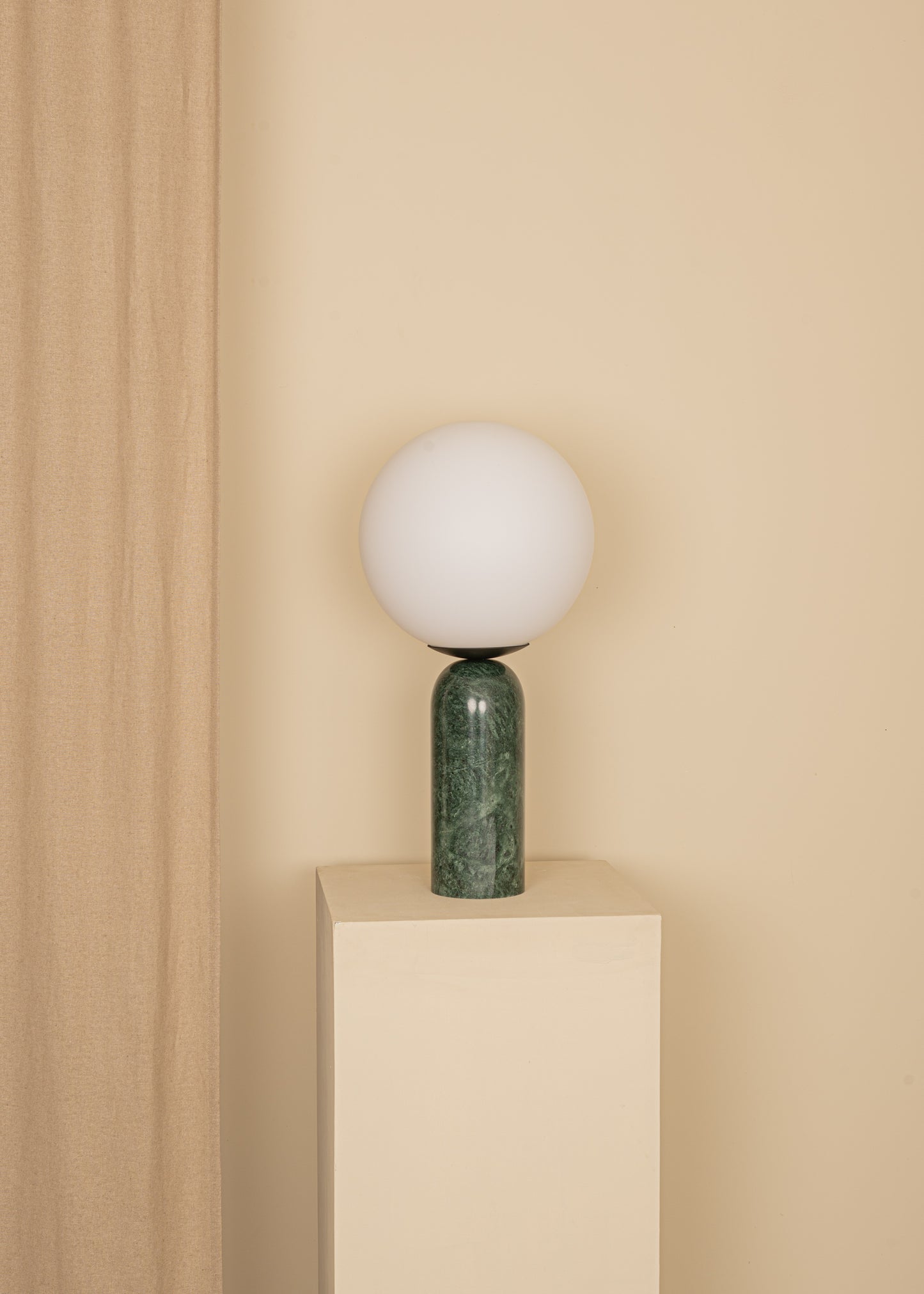 Atlas (Green Marble)