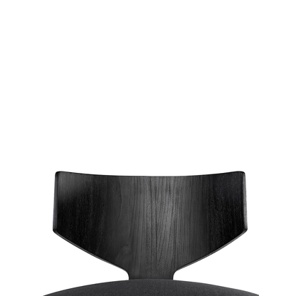Diola Chair