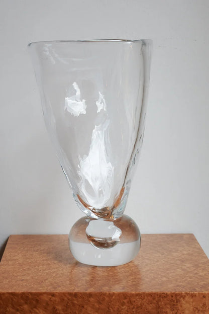 The Wide Eden Vase