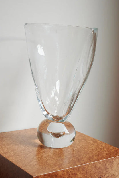 The Wide Eden Vase