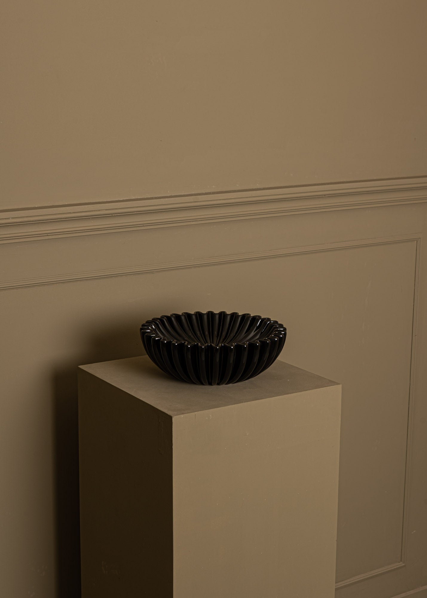Lotuso (Black Ceramic)