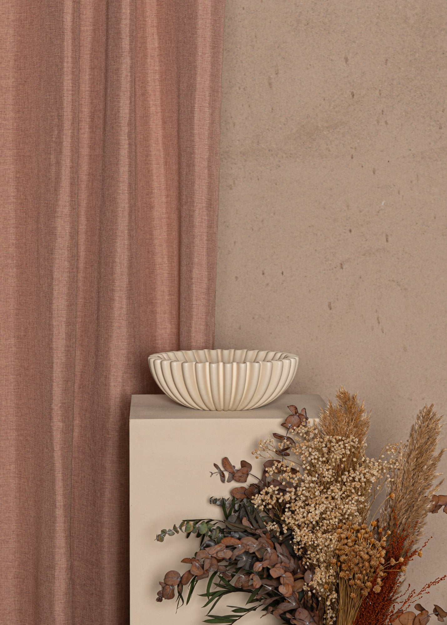 Lotuso (Ecru Ceramic)