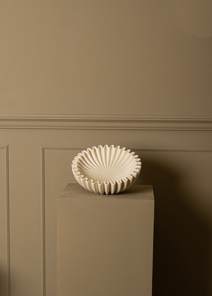Lotuso (Ecru Ceramic)