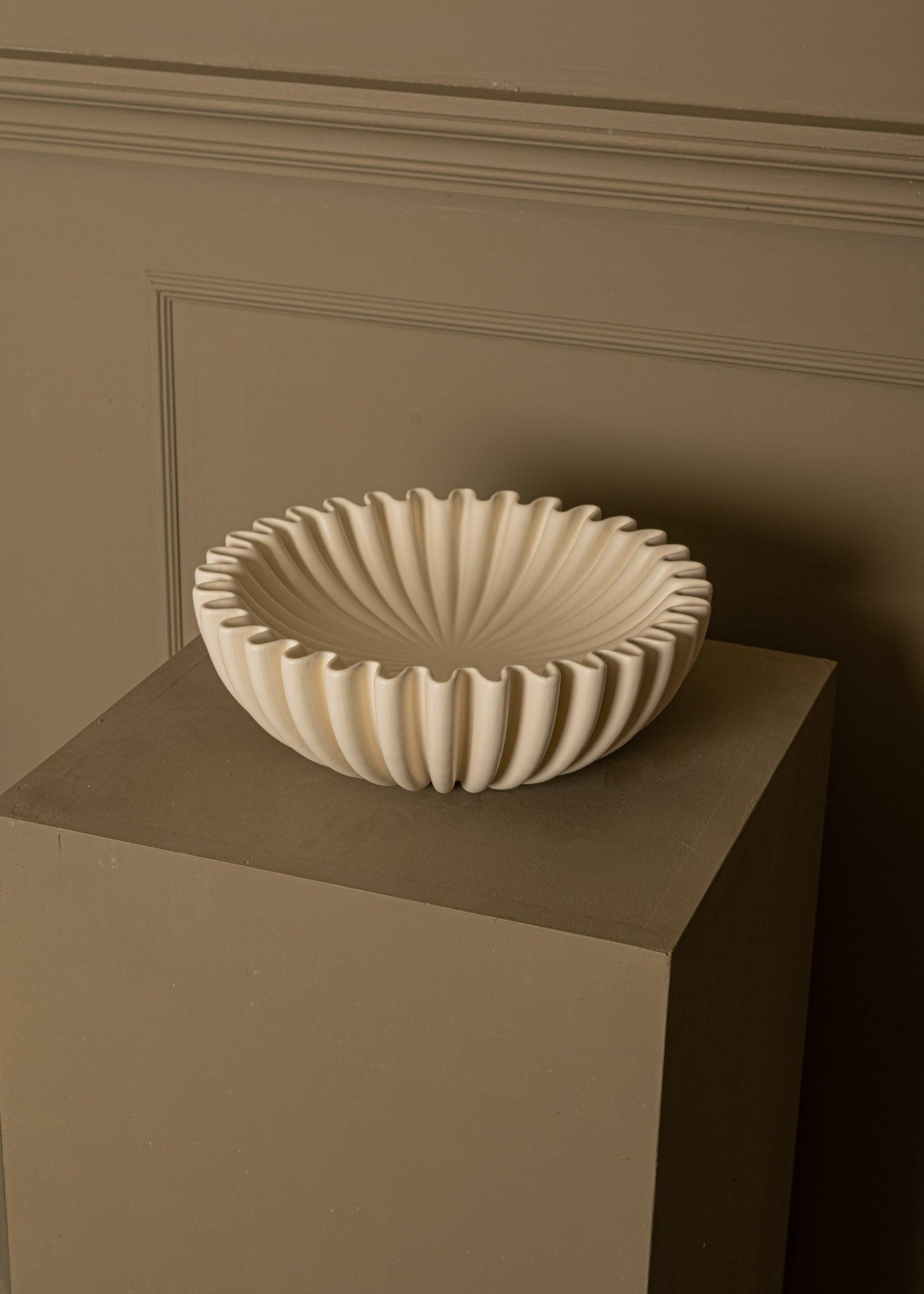 Lotuso (Ecru Ceramic)