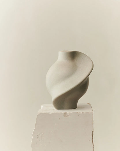 Pirout Vase 02