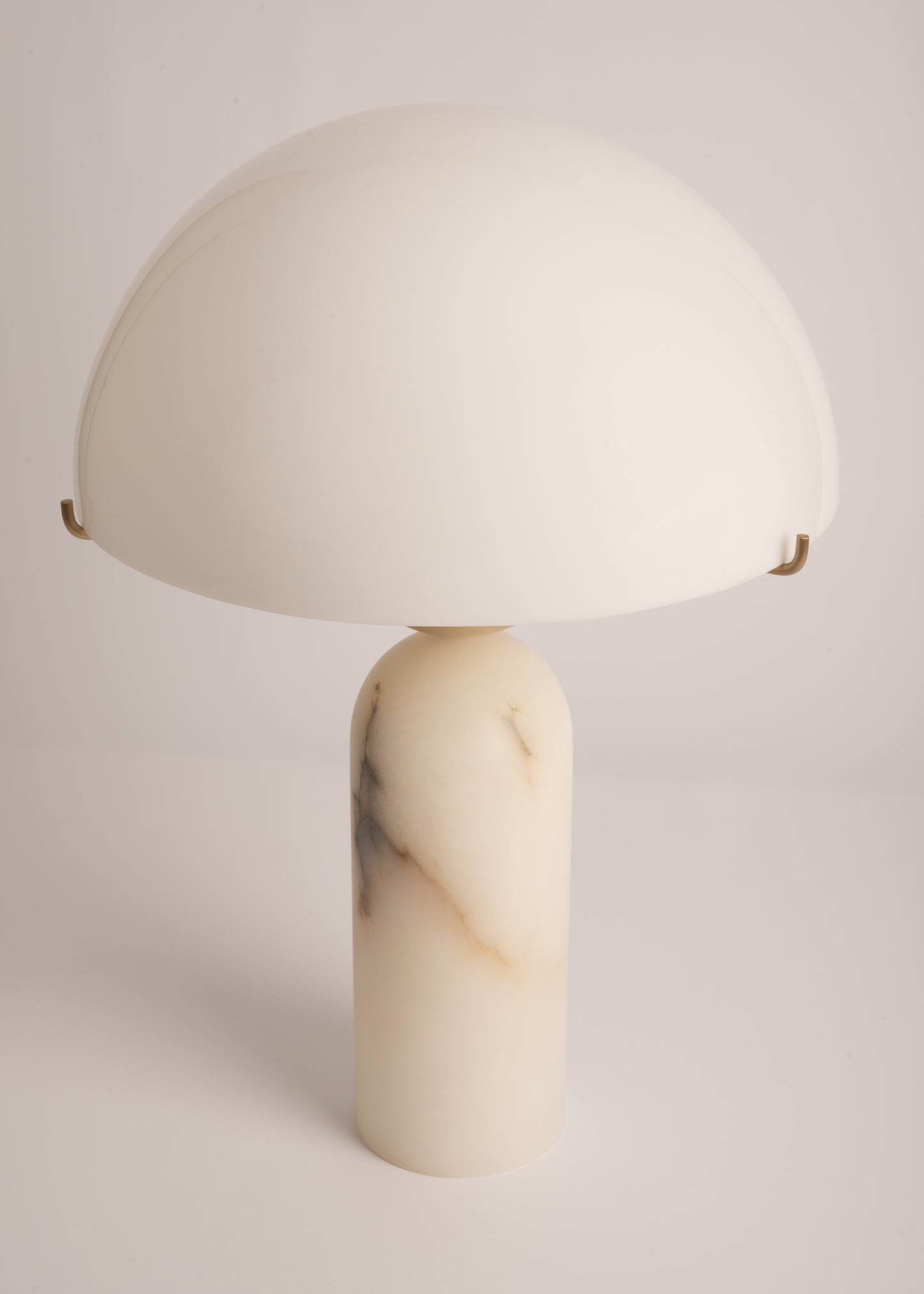 Peono (White Alabaster)