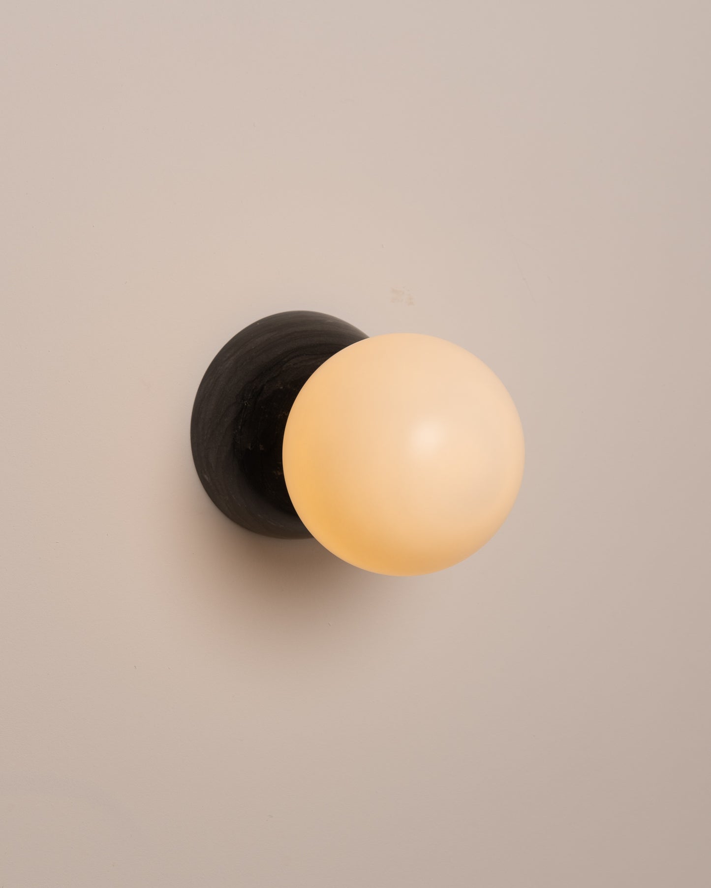 Eklipso (Black Marble)