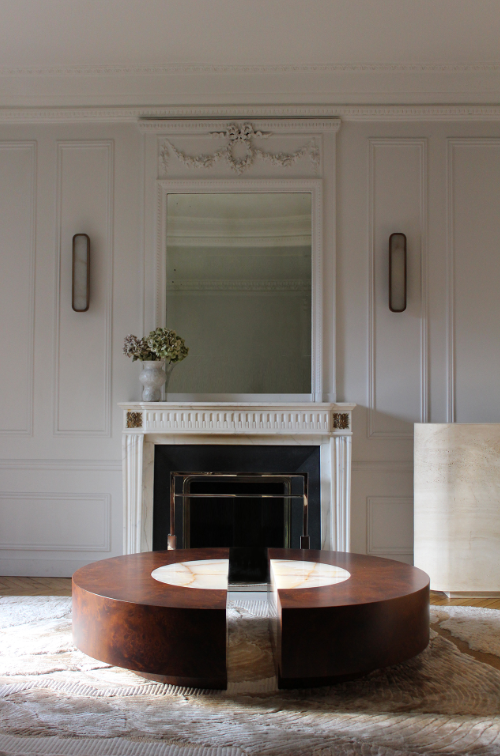 Baci Round Wood And Shell Onyx Table