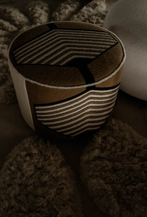 Scott So Lucky XL Edition Pouf