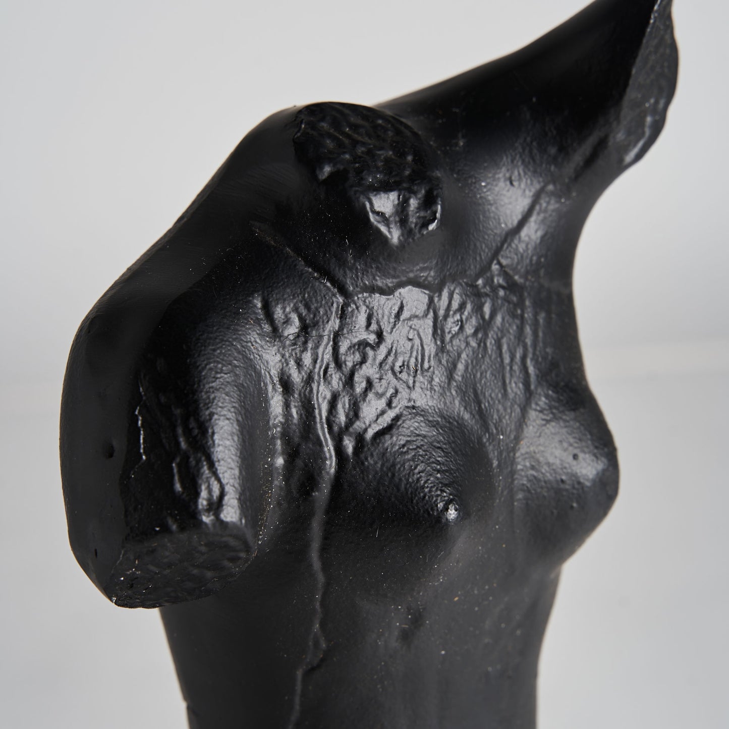 MESSIER BUST