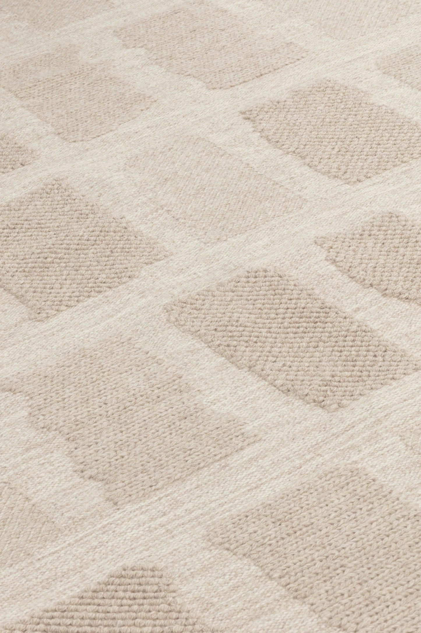 Tessera outcropped small Yabu Pushelberg