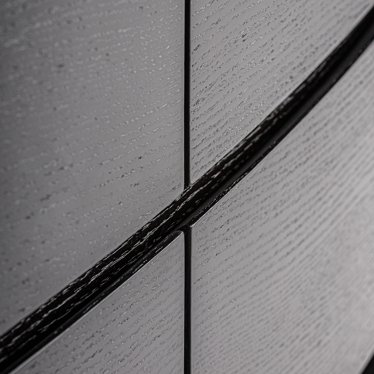 ISOLA CHEST OF DRAWERS