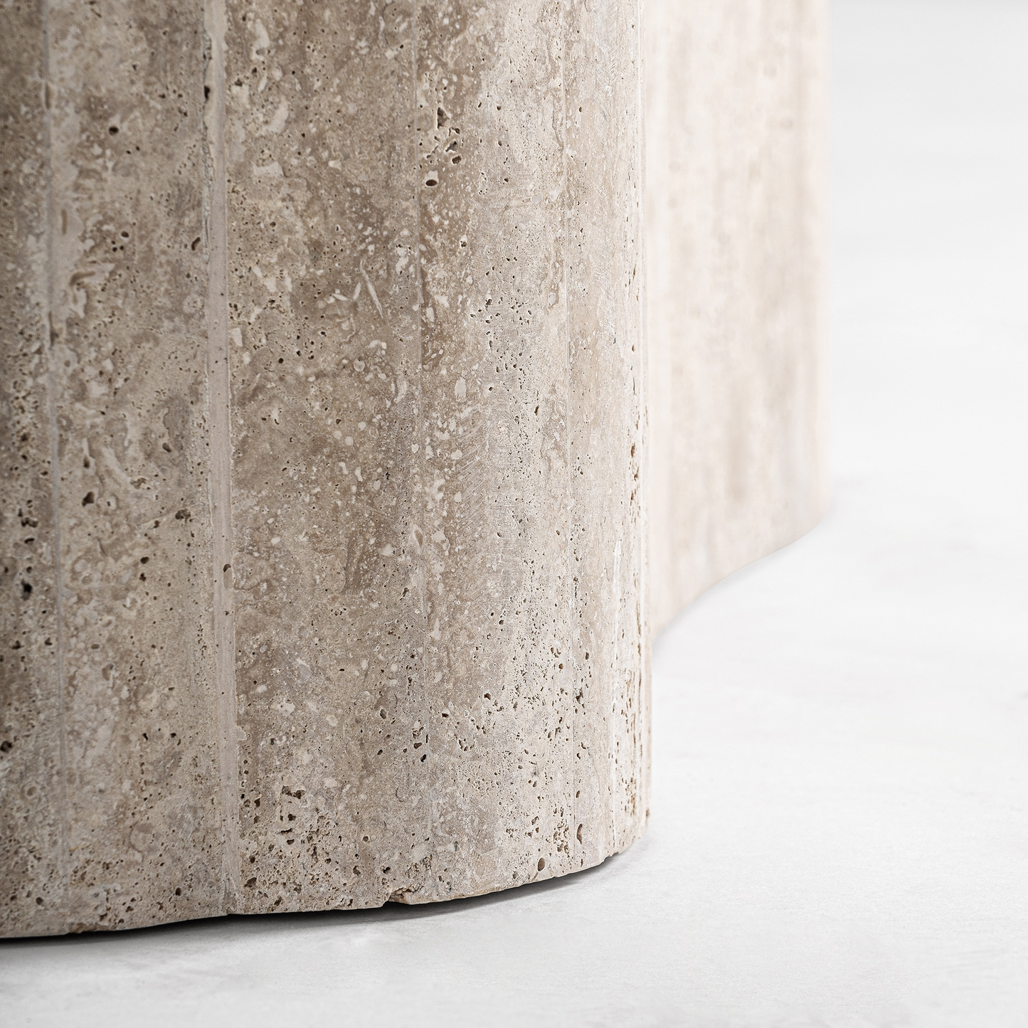 THIENNES CONSOLE TABLE