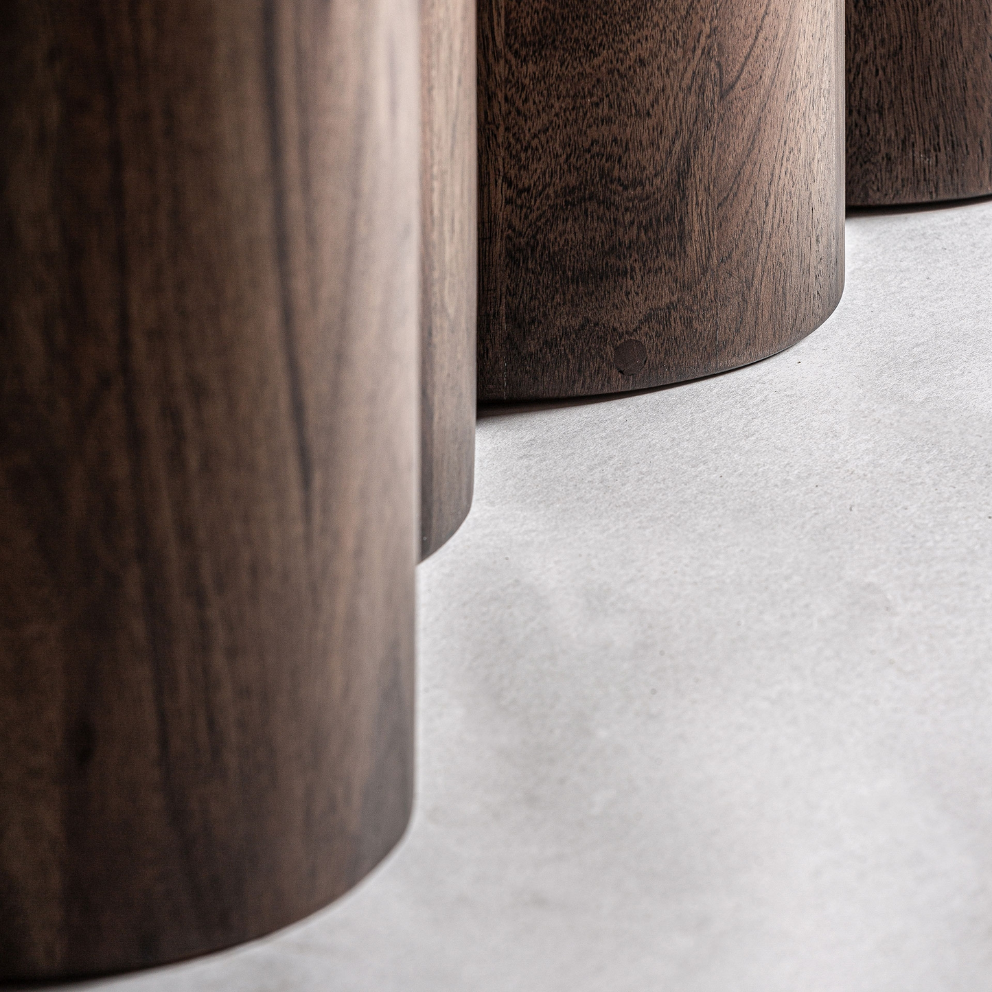 BEKE DINING TABLE