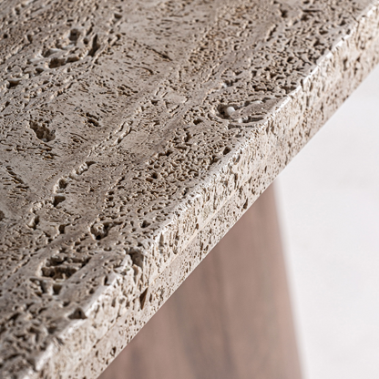 SANNUM DINING TABLE