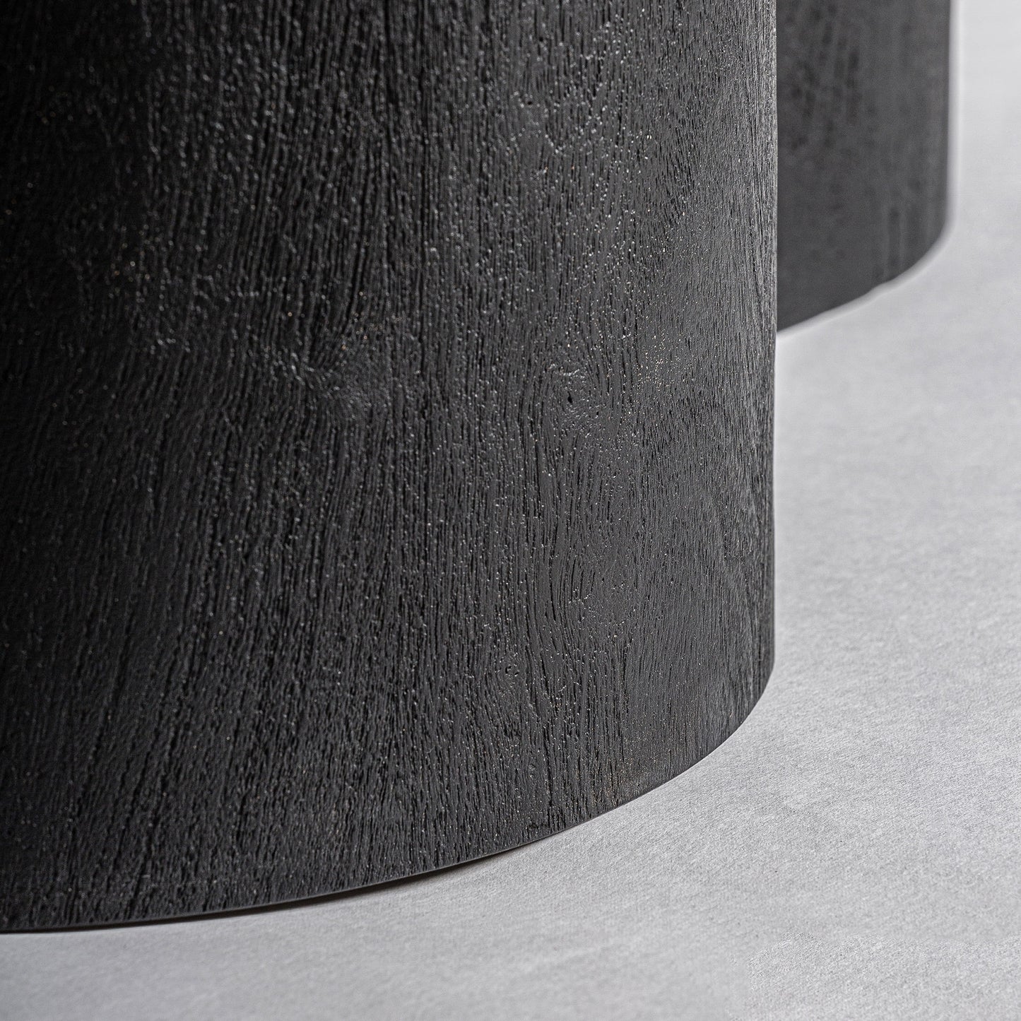 WORTZ DINING TABLE