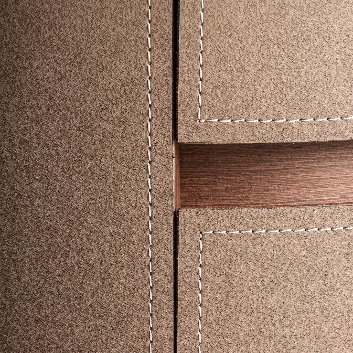 KANDERN BEDSIDE TABLE