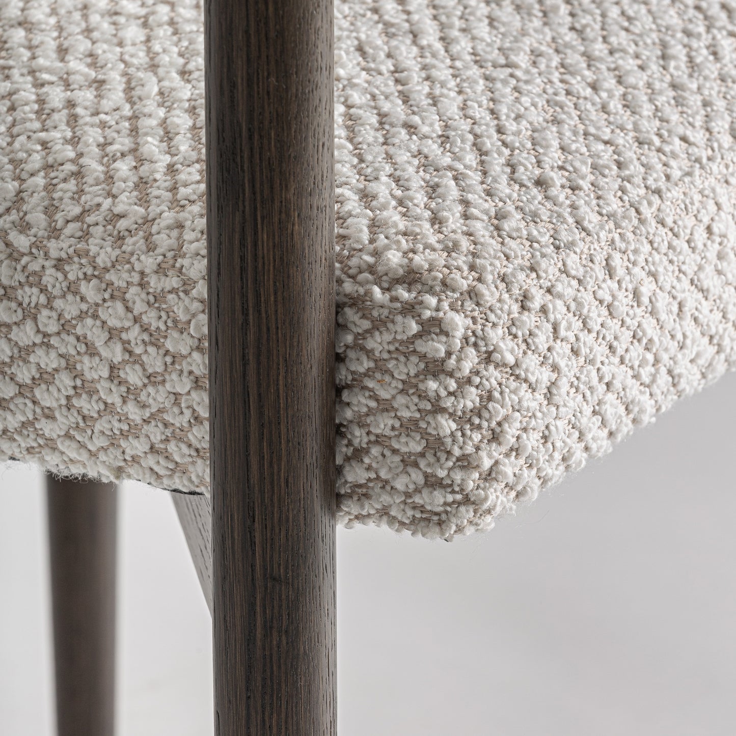 NEUFFEN CHAIR