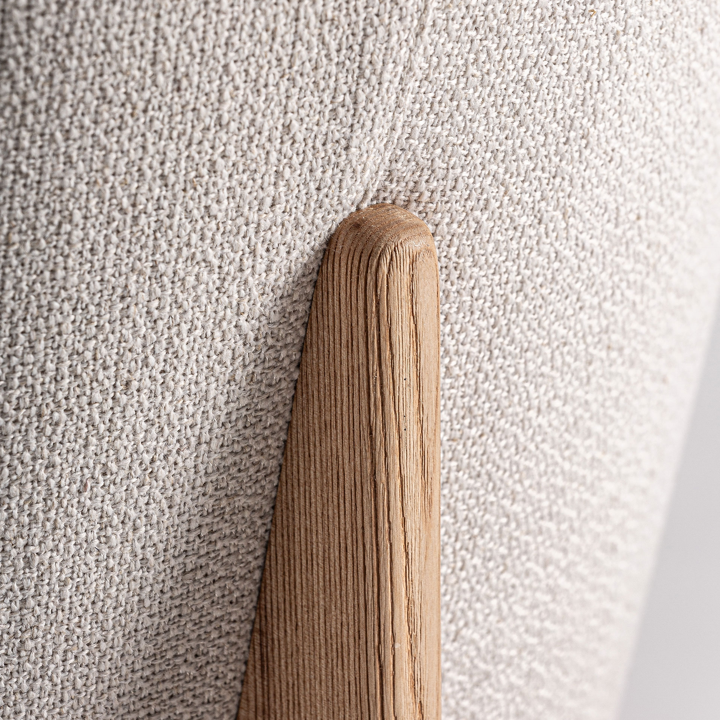 NARA ARMCHAIR